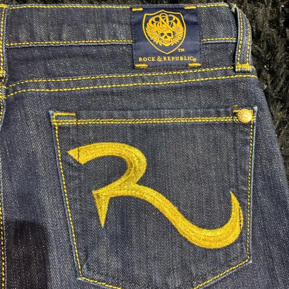 Woman's Vintage Y2K  Rock & Republic Jeans,Dark Blue w/Gold Low Rise,Flare Jeans - Picture 4 of 7
